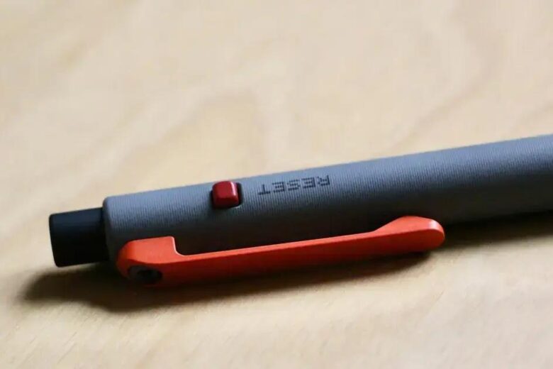 Configuring silent reminders for classroom settings