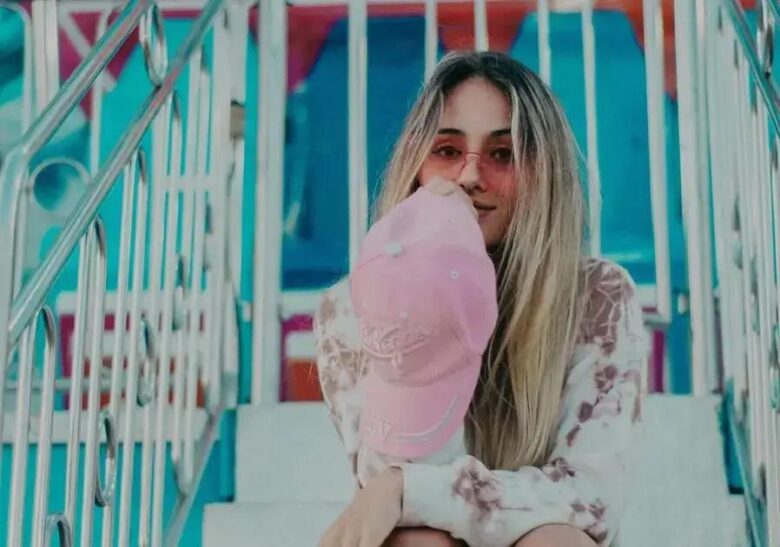 Creating caregiver-only dashboards with restricted editing rights